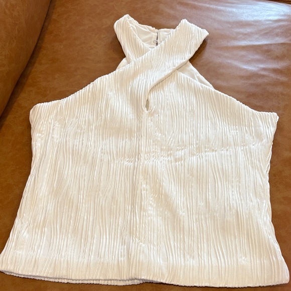 By Anthropologie Cross Neck Halter Top - White - Size Medium - Picture 5 of 13